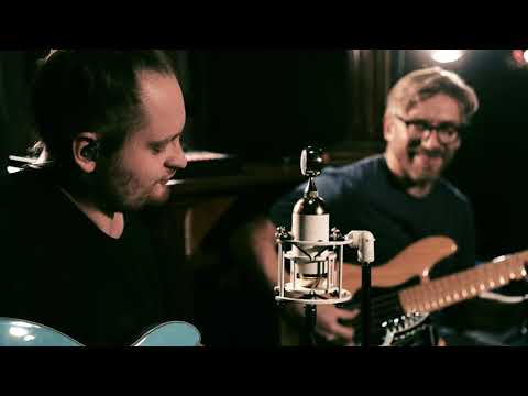 Pendofsky Meets Friends - Tomasz Waldowski "Proszę Wybacz mi mój look"