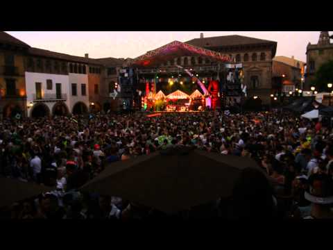 Marc Maya vs Raul Mezcolanza   El Row ,M NUS And DRUMCODE SonarOFF Barcelona 2013 06 16 by leo