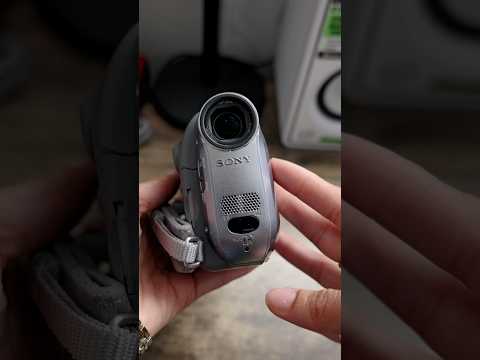Old Camcorders are still awesome in 2024 📹❤️ #sony #camcorder #handycam #sonyhandycam #vintage #fyp