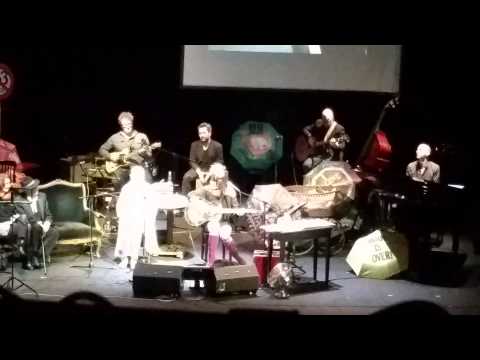 Nina Hagen & Eva Maria Hagen - Moldau