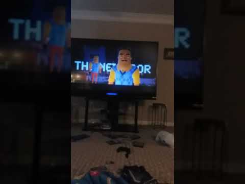 Hello neighbor vs. Yandere simulator