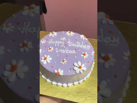 Vanila cake decoration idea with cute whipped cream flowers❣️🫶