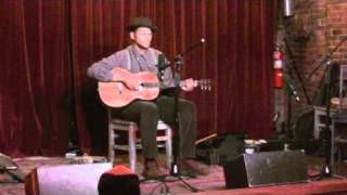 Dom Flemons "Chicken Raid"