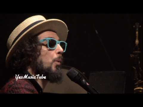 Vinicio Capossela - Una Giornata Perfetta + Il Paradiso dei Calzini Live (Solo Show Alive DVD)