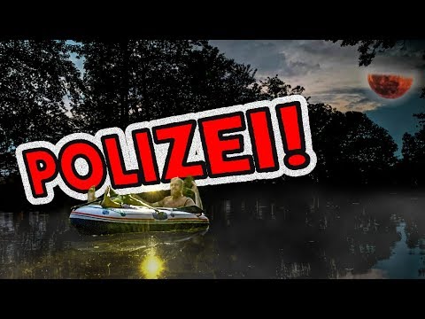 ENDET HIER DIE FAHRT NACHTS? POLIZEI KONTROLLIERT UNS IM SCHLAUCHBOOT! 🤣