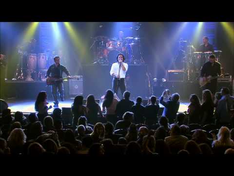 Andy - "Eshgheh Aval & Veda" Live at the Kodak Theatre Official Video / www.andymusic.com