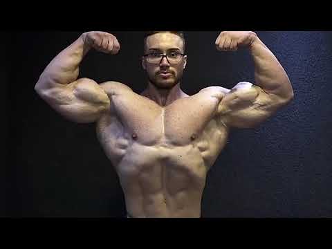 Gabriel Zancanelli posing