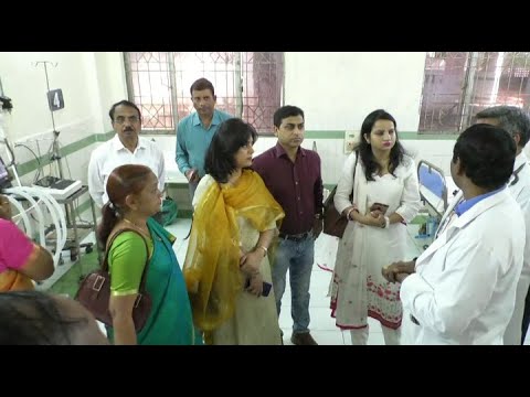 Lorry Breaks Failure at R.K.Beach Road at Novotel Hotel Down in Visakhapatnam,Vizagvision...