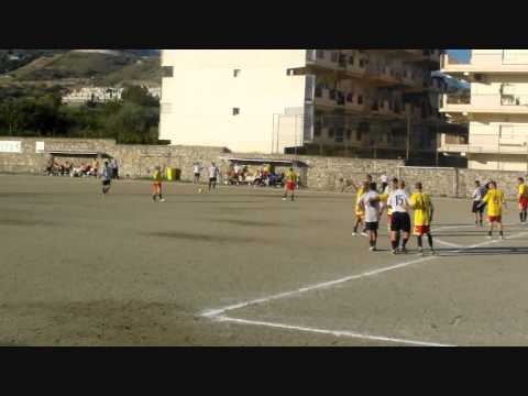 Fine gara di S. Teresa - Messana con l'allenatore Pietro Ferrante