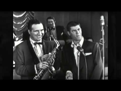 1951 - Dean Martin and Jerry Lewis try to destroy an amazing Dick Stabile sax solo