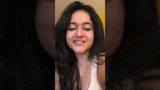 Download lagu Poonam Bajwa Live mp3