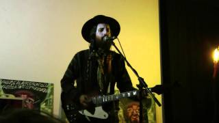 Black Yaya - Give Me A Gun