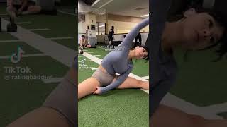 I’m definitely hitting legs ❤️#tiktok #viralvideo #bikini #beautiful