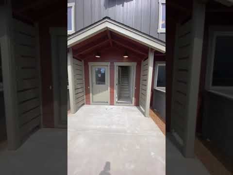 198 SW Maricopa Dr - Video 2 of 2