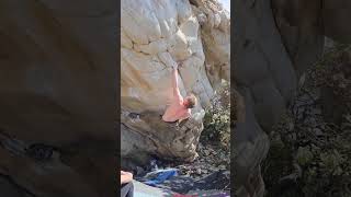 Video thumbnail of Warfare, 8a. Cape Town