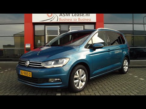 Volkswagen Touran 1.6 TDI SCR Connected Series 7p