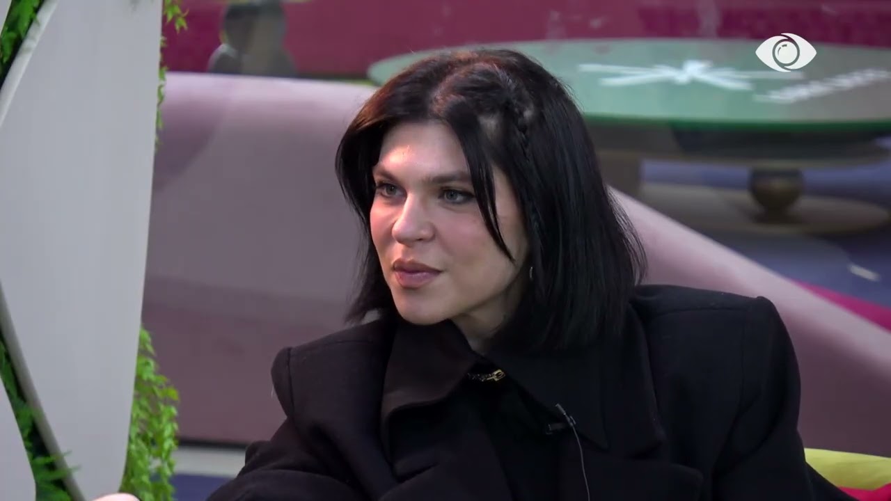 “Shkruaje emrin tënd ta klikojmë”/ Lore dhe Angelo shkëmbejnë batuta me njëri-tjetrin