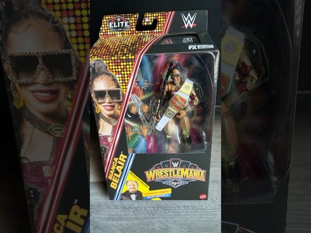 Vídeo relacionado con Mattel WWE Figura de acción de Bianca Belair Wrestlemania Kane Juguete, Multicolor HKP82