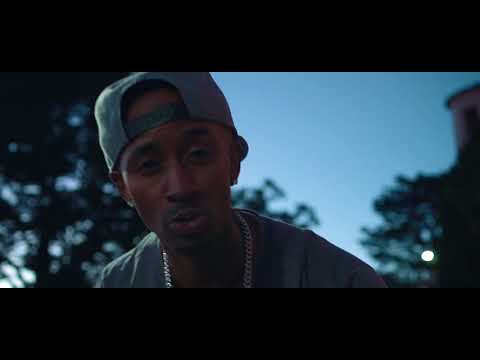 Caught a play ft. Willy Hen x 40 Keys x Paperboi x YDYC