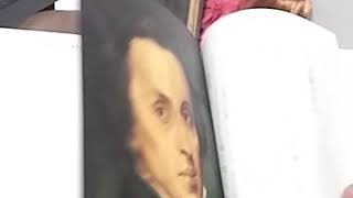 学校の国語の事業は、この本について書くんだけど(*T^T)めんどくさい…………