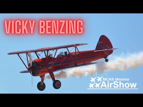 Vicky Benzing Boeing Stearman .. 2022 Miramar Airshow