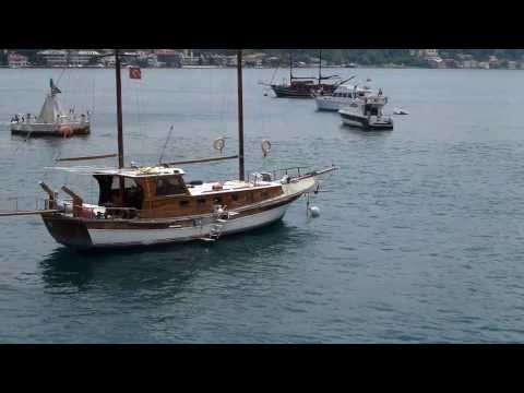 #12439, Barcos y yates anclados en la costa 2 [Raw], Transportes maritimos