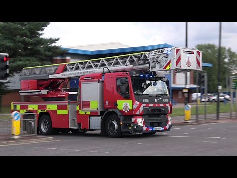 *TWO TONE*Manchester Central Turntable Ladder Responding-Greater Manchester Fire And Rescue Service