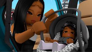 BRINGING MY NEWBORN BABY HOME FROM THE HOSPITAL! *TIRING..* Roblox Bloxburg Roleplay