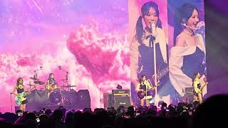 Download lagu QWER - Ferris Wheel (1st world tour Rockation in Kuala Lumpur)(17 Jan 2026) mp3