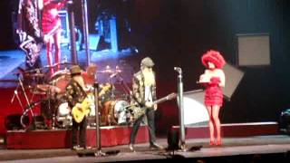 billy gets a new hat.MPG