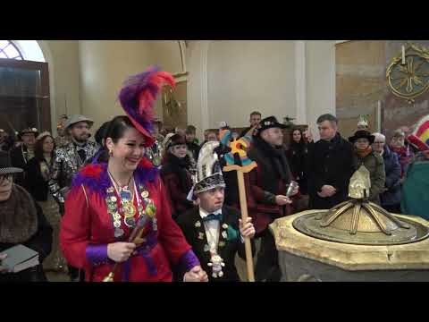 Einzug in die Stadtpfarrkirche zum Friedensgottesdienst der Karnevalisten der Foaset in Fulda 2025