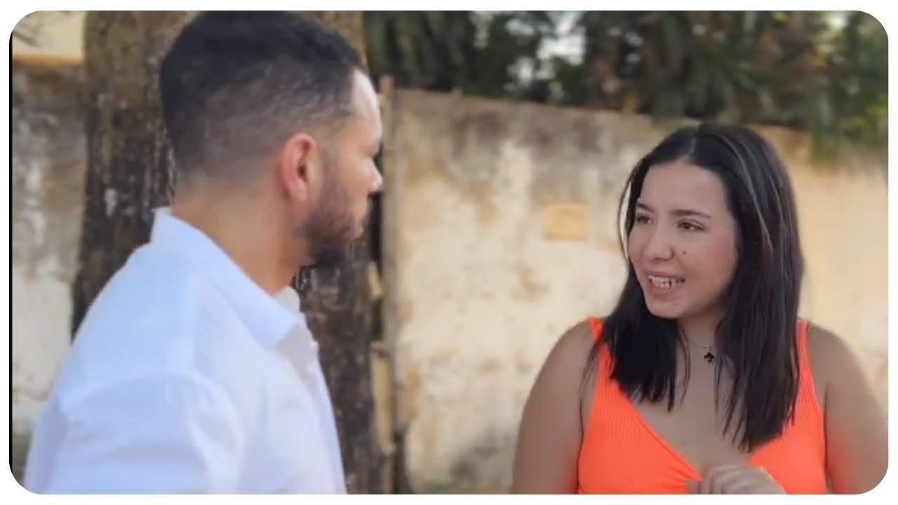 Foi rápida em julgar a amiga, mas quem passou vergonha foi ela.