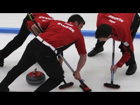 CURLING: World Junior Chps 2013 - Men Draw 11 SUI-SWE