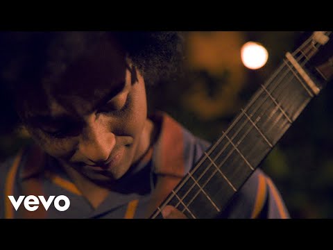 Plínio Fernandes performs Assanhado (Official Music Video) Thumbnail