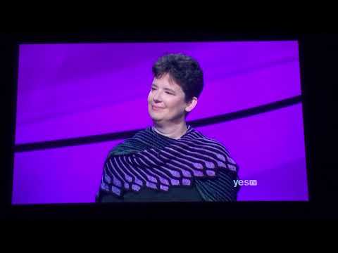 Jeopardy contestant chat - Dollar amounts being loaded up on the board behind Alex 😜 (12/17/19)