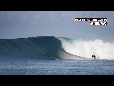 Cleanup Sets and Tubes - Bankvaults - Mentawais RAWFILES 05/August/2022 - 4K