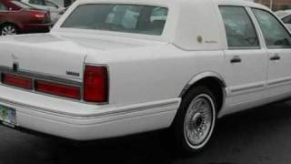 preview picture of video 'Pre-Owned 1997 Lincoln Town Car Orland Park  IL'