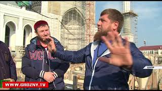 Рамзан Кадыров посетил строительную площадку центральной мечети в Шали