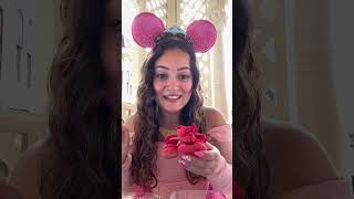 Have you tried the raspberry rose macaron from Jolly Holiday at Disneyland? It’s SO good #disneyfood