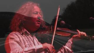 Crossing the Gap  with Railroad Earth