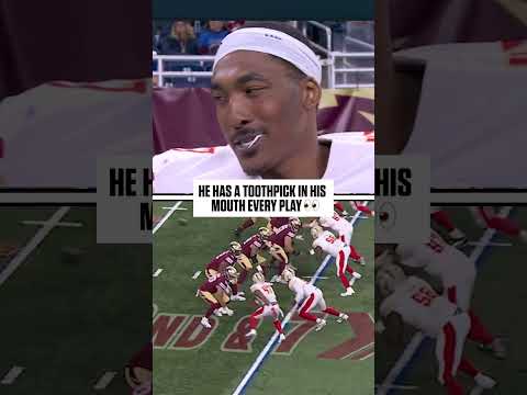 Got to keep your teeth clean even during the game 😂🪥 #birmingham #stallions #ufl #toothpick