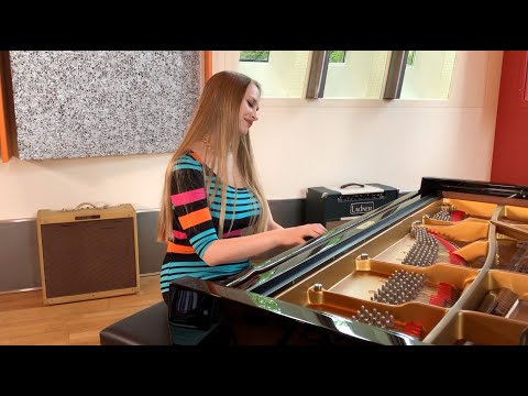 Kristina Miller plays Alexander Rosenblatt Jazzy Birthday to you