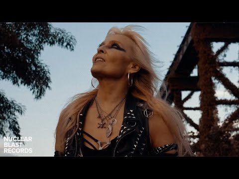 DORO - Children Of The Dawn (OFFICIAL MUSIC VIDEO)