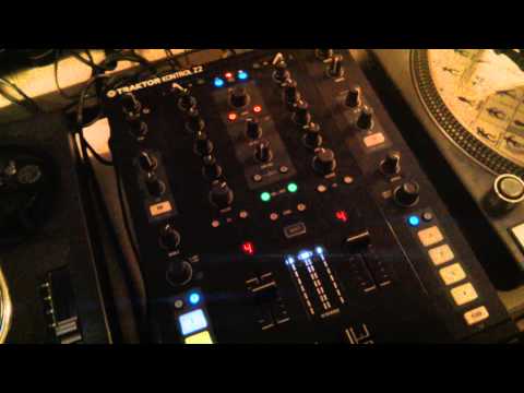 Kontrol Z2 cue light bug