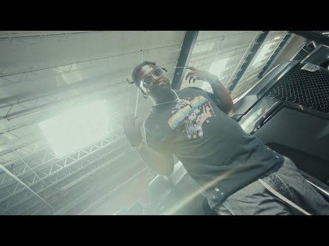 Video thumbnail for Ripped Jeans