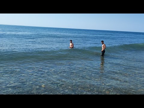 یک ویدیو جذاب و دیدنی از لب ساحل در ترکیه امیدوارم که شما عزیزان لذت ببرید 🥰