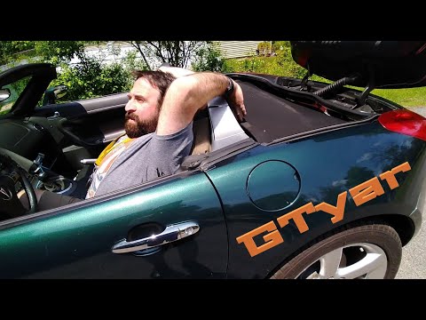 Pontiac Solstice top up from the drivers seat!