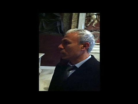 Man who shot Pope Jean Paul II returns to crime scene