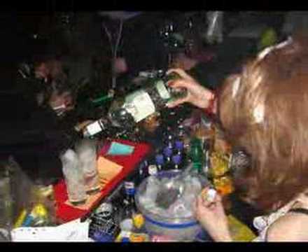 Lizzart cafe maskarade party