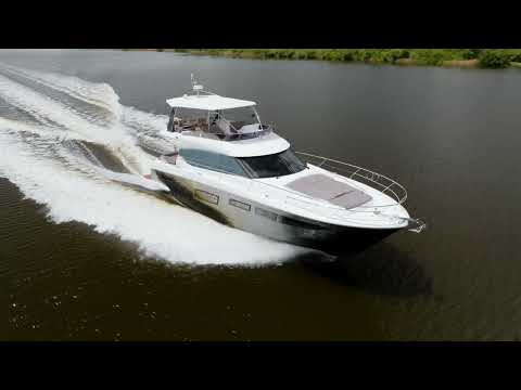 2017 Prestige 560 Video